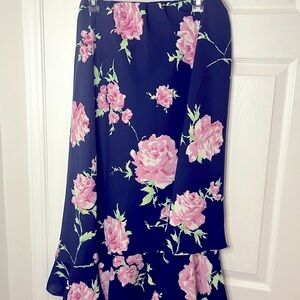 🇨🇦 Navy blue  floral skirt - made in Canada
